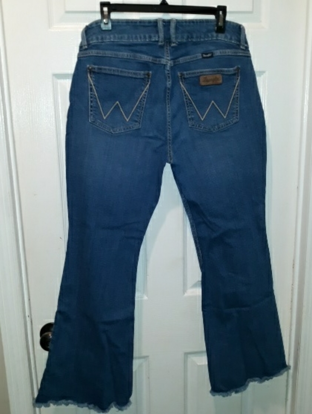 Wrangler "Flare Leg" W Back Pocket Frayed Bottom Hem Jean Size:15/16X30